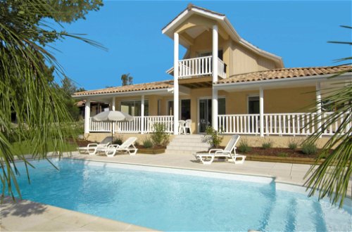 Foto 12 - Casa con 4 camere da letto a Lacanau con piscina privata e vista mare