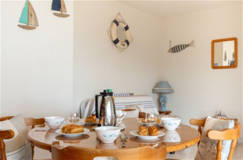 Foto 10 - Appartamento con 2 camere da letto a Canet-en-Roussillon con giardino e vista mare