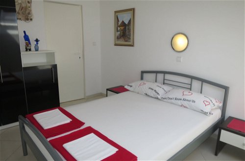 Foto 8 - Apartamento de 2 habitaciones en Vrsi con terraza y vistas al mar