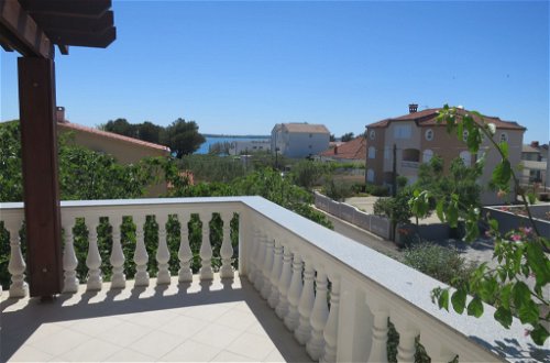 Photo 19 - Appartement de 2 chambres à Vrsi avec terrasse et vues à la mer