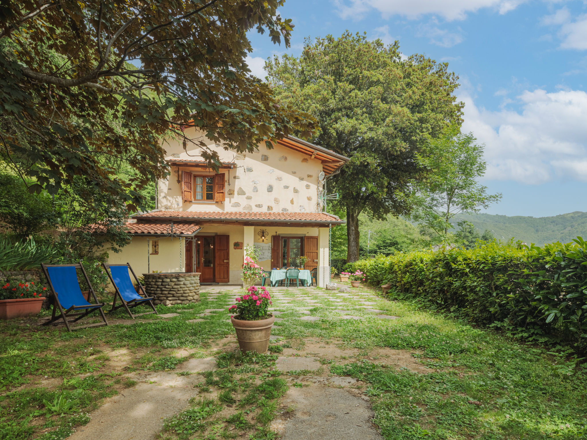 Photo 26 - Maison de 3 chambres à Camaiore avec jardin et vues à la mer