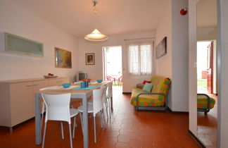 Photo 3 - 3 bedroom House in Lignano Sabbiadoro with swimming pool and sea view