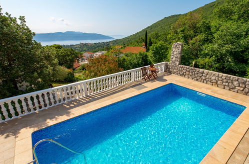 Foto 27 - Casa con 3 camere da letto a Mošćenička Draga con piscina e vista mare