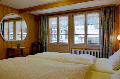 Foto 6 - Apartamento de 2 quartos em Lauterbrunnen com vista para a montanha