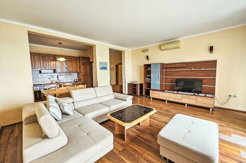 Foto 3 - Apartamento de 2 quartos em Dubrovnik com piscina e jardim