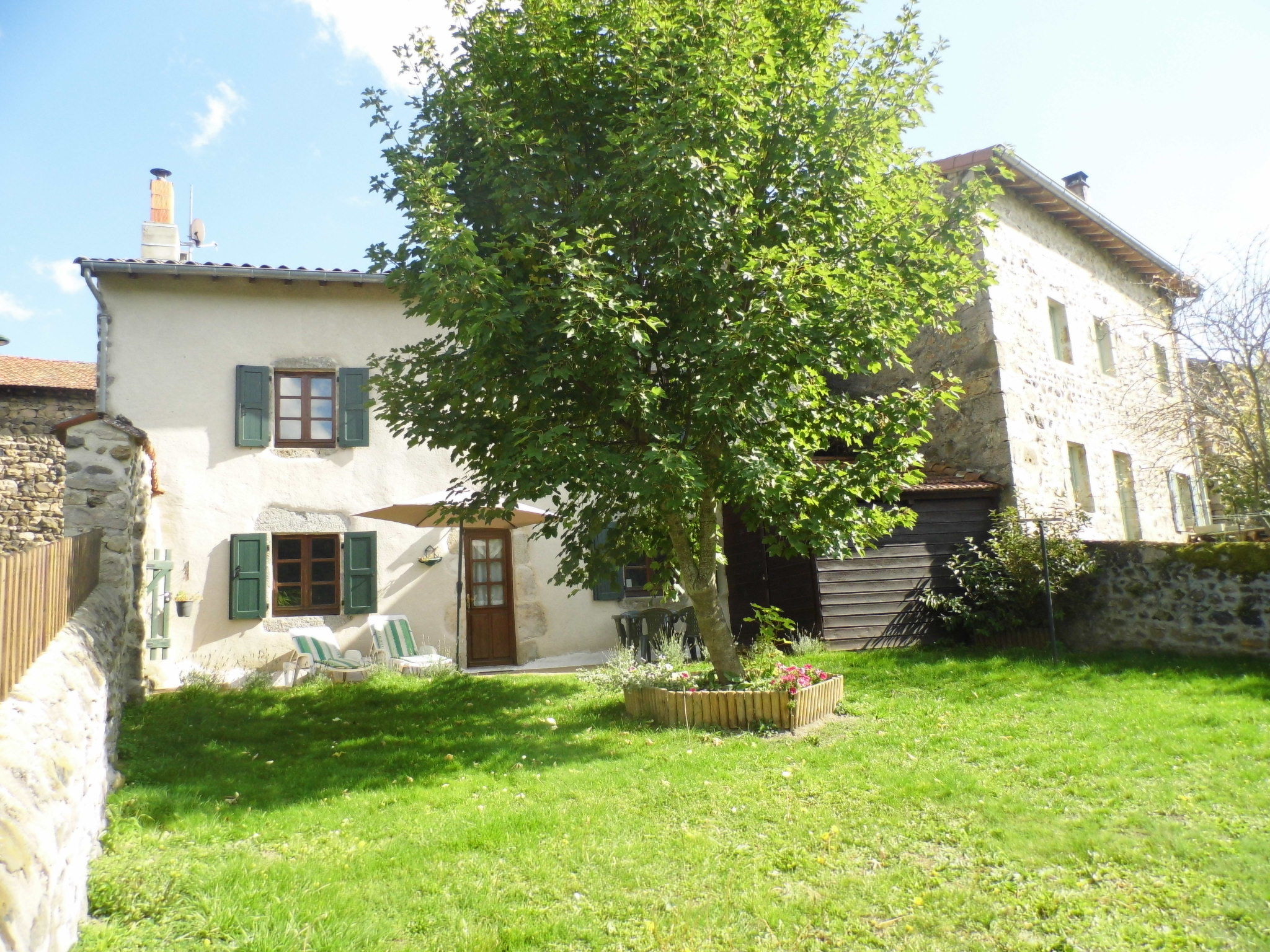 Photo 15 - Maison de 3 chambres à Saint-Julien-d'Ance avec jardin et terrasse