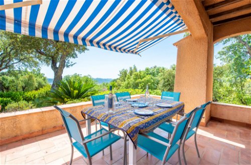 Photo 18 - 3 bedroom House in Grimaud with terrace and sea view