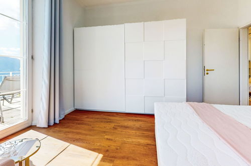 Foto 13 - Casa de 5 quartos em Minusio com piscina privada e jardim