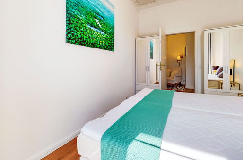 Foto 15 - Casa de 5 quartos em Minusio com piscina privada e jardim