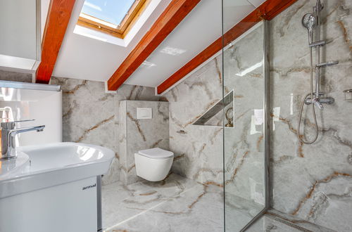 Foto 30 - Casa de 3 quartos em Tribunj com piscina e jardim