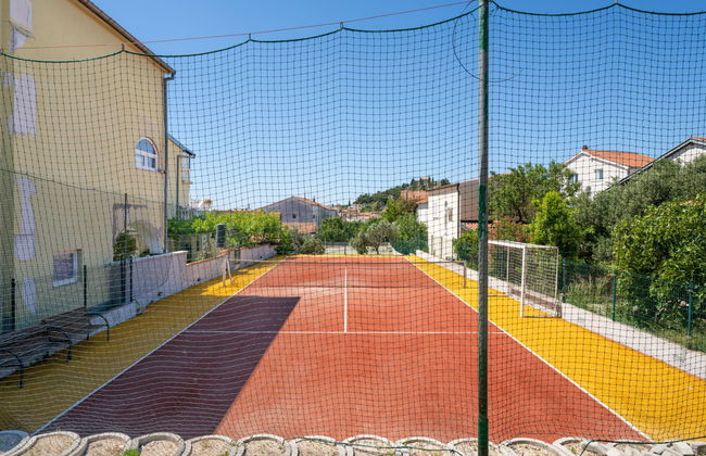 Casa de 3 quartos em Tribunj com piscina e jardim - Foto 20