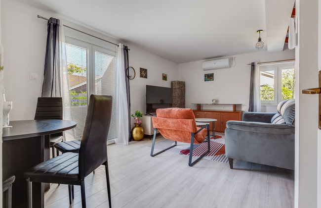 Casa de 3 quartos em Tribunj com piscina e jardim - Foto 10