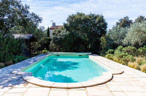 Photo 38 - Maison de 3 chambres à Pujaut avec piscine privée et jardin