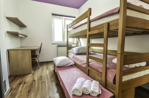 Foto 12 - Appartamento con 3 camere da letto a Obrovac con piscina privata e giardino