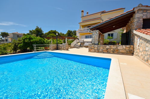 Foto 31 - Casa de 4 quartos em Zadar com piscina privada e jardim