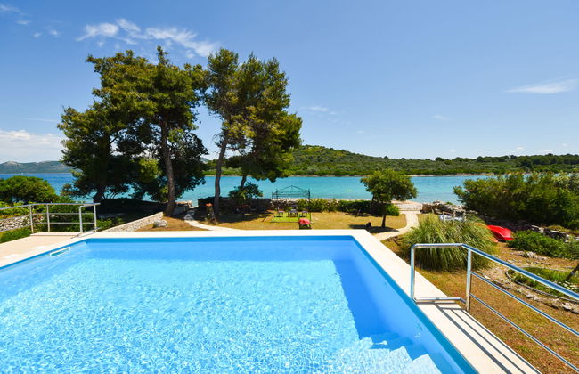 Casa de 6 quartos em Zadar com piscina privada e jardim - Foto 35