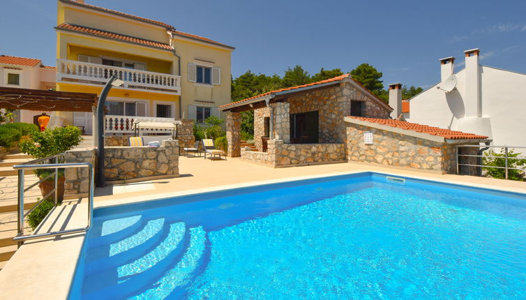 Photo 1 - Maison de 4 chambres à Zadar avec piscine privée et vues à la mer