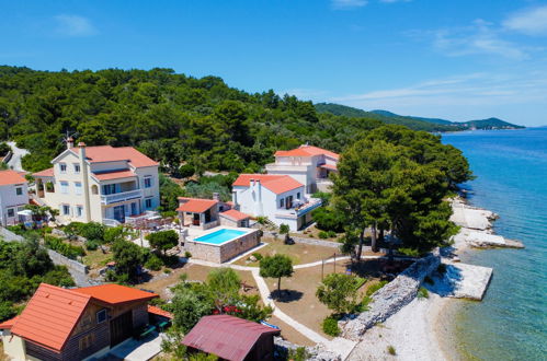 Foto 32 - Casa de 4 habitaciones en Zadar con piscina privada y jardín