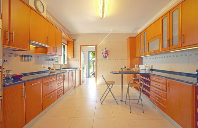 Casa de 4 quartos em Loulé com piscina privada e jardim - Foto 12