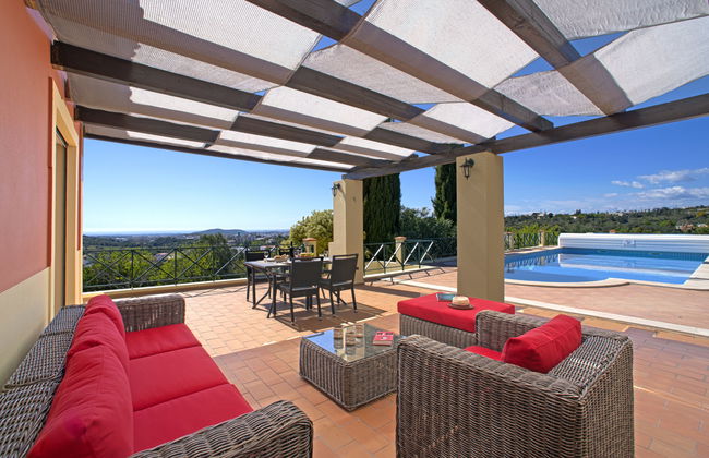 Casa de 4 quartos em Loulé com piscina privada e jardim - Foto 1