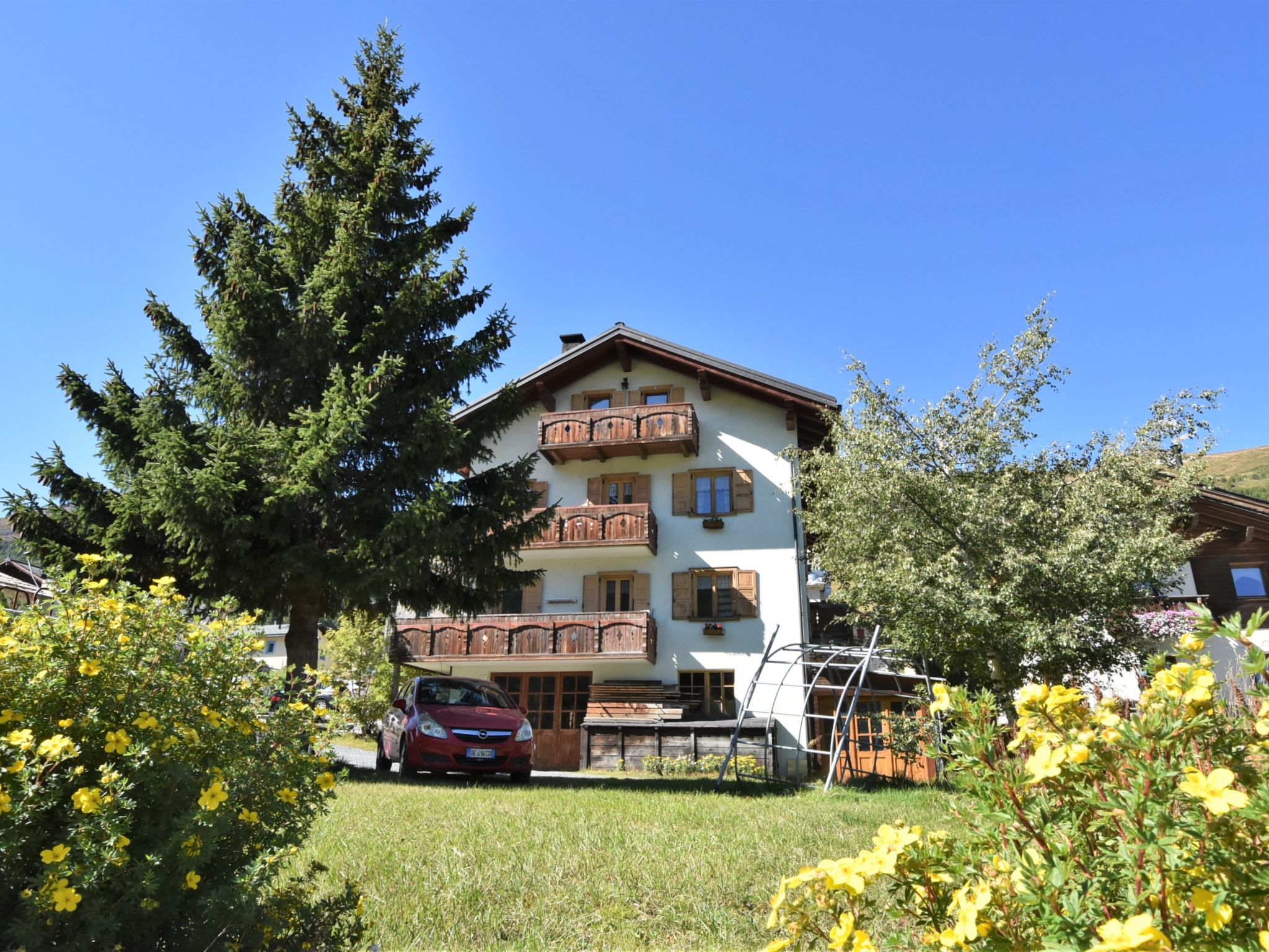 Foto 1 - Apartamento de 3 quartos em Livigno com jardim e vista para a montanha