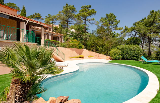 Casa de 4 quartos em Saint-Raphaël com piscina privada e jardim - Foto 29