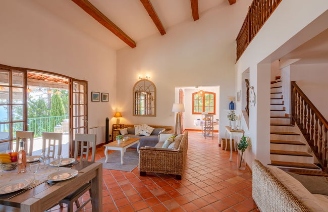 Casa de 4 quartos em Saint-Raphaël com piscina privada e jardim - Foto 8