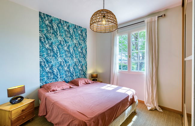 Casa de 4 quartos em Sabran com piscina privada e jardim - Foto 9