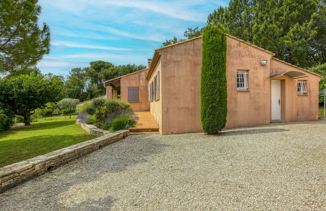 Casa de 4 quartos em Sabran com piscina privada e jardim - Foto 24