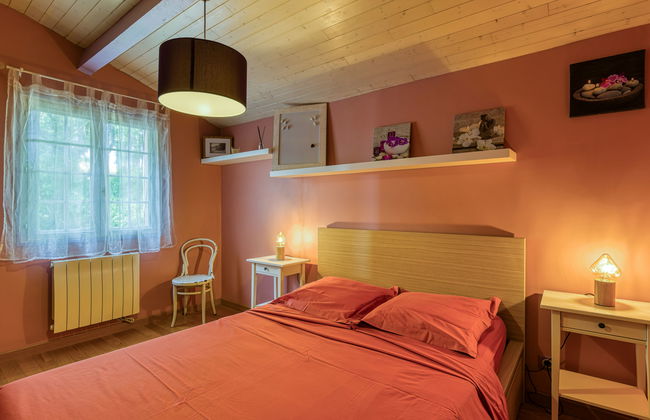 Casa de 4 quartos em Sabran com piscina privada e jardim - Foto 10