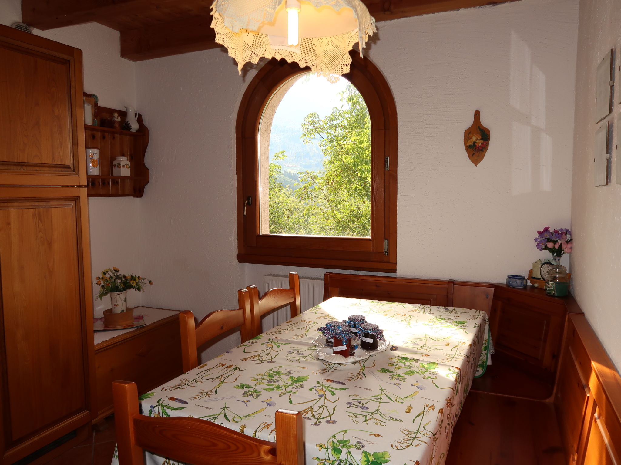 Foto 10 - Appartamento con 2 camere da letto a Calceranica al Lago con giardino e vista sulle montagne
