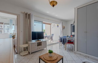 Foto 3 - Apartment mit 1 Schlafzimmer in Le Barcarès mit terrasse und blick aufs meer