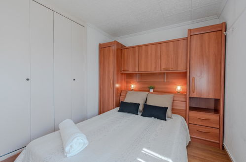 Foto 19 - Apartment mit 1 Schlafzimmer in Le Barcarès mit terrasse und blick aufs meer
