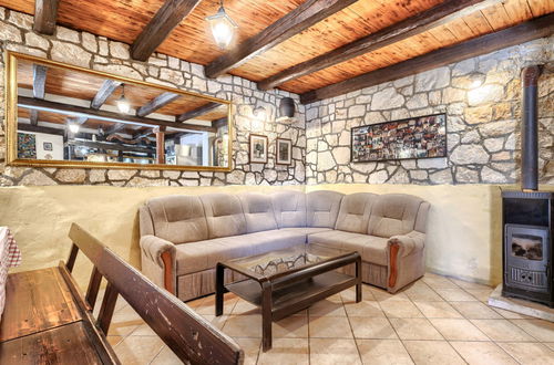 Foto 7 - Casa de 6 quartos em Višnjan com piscina privada e jardim