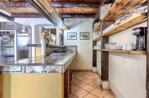 Foto 9 - Casa de 6 quartos em Višnjan com piscina privada e jardim
