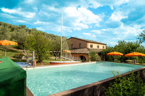 Photo 2 - 1 bedroom Apartment in Collecorvino with swimming pool and garden