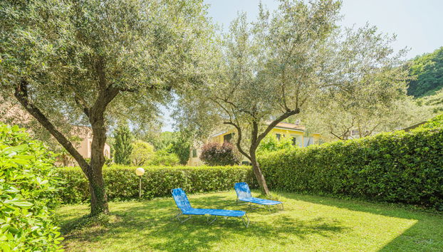 Haus mit 3 Schlafzimmern in Ameglia mit garten und terrasse - Foto 3