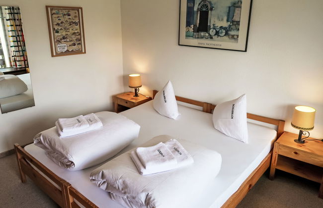 Apartamento de 2 quartos em Disentis/Mustér com piscina e jardim - Foto 9