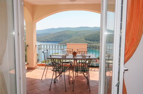 Photo 4 - 2 bedroom Apartment in Labin with terrace and sea view