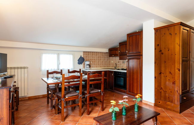 Apartamento de 2 quartos em Diano Castello com piscina e jardim - Foto 8