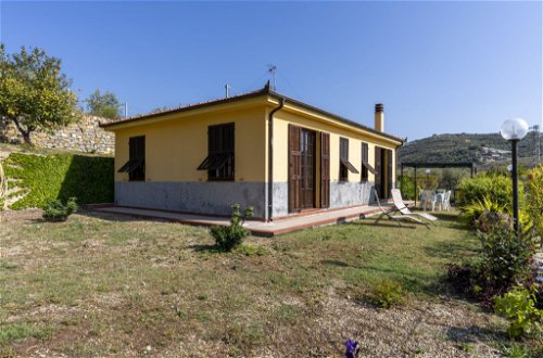 Foto 19 - Casa de 2 habitaciones en San Lorenzo al Mare con jardín y vistas al mar