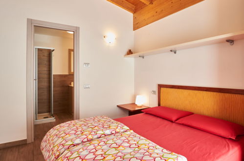 Foto 15 - Haus mit 4 Schlafzimmern in Peglio mit terrasse und blick auf die berge
