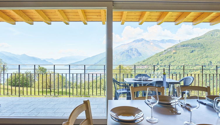 Photo 1 - Maison de 4 chambres à Peglio avec terrasse et vues sur la montagne