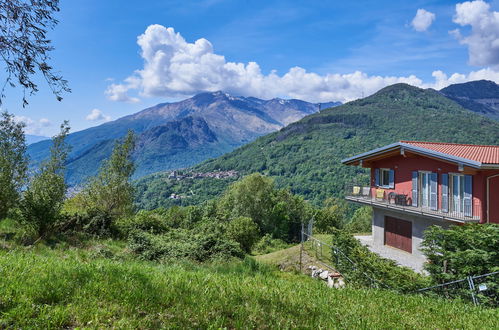 Foto 34 - Casa con 4 camere da letto a Peglio con terrazza e vista sulle montagne