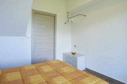 Photo 14 - 4 bedroom House in Peglio with terrace and mountain view
