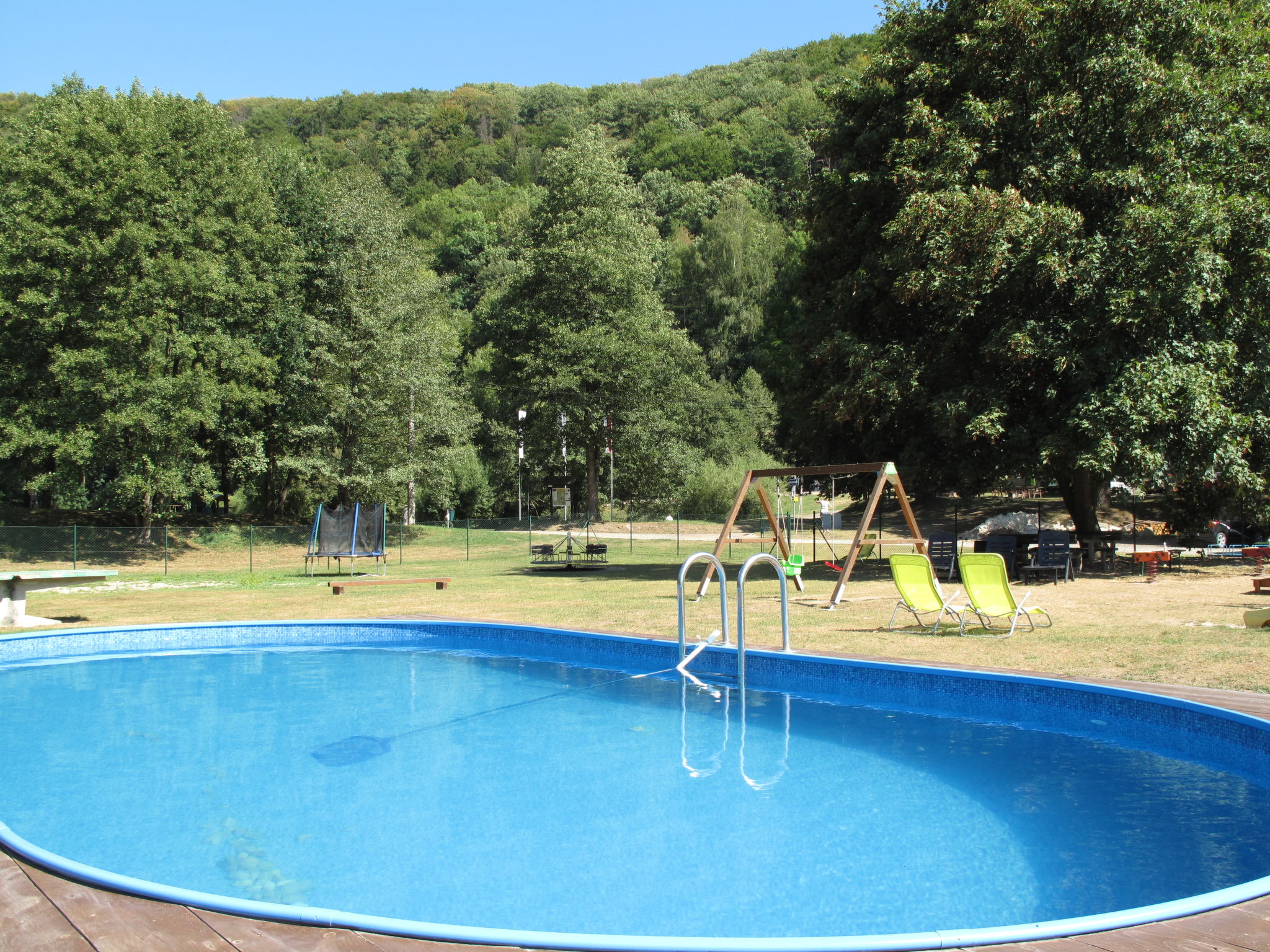 Photo 34 - Maison de 3 chambres à Stárkov avec piscine et jardin