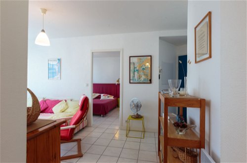 Foto 14 - Apartment mit 1 Schlafzimmer in Vaux-sur-Mer mit blick aufs meer