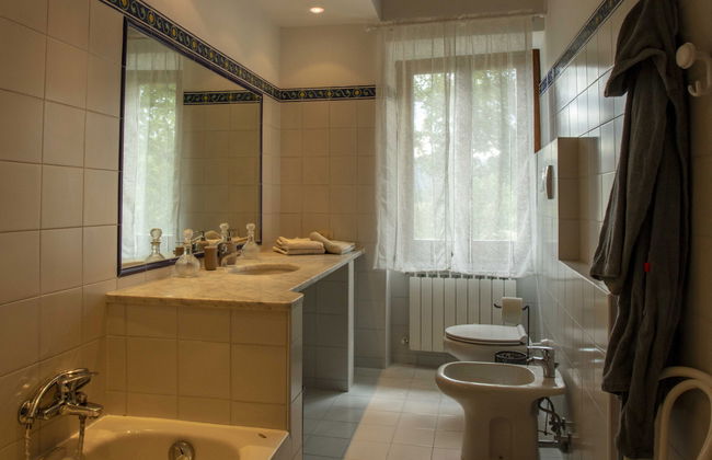 7 bedroom House in Poppi with private pool and garden - Photo 20