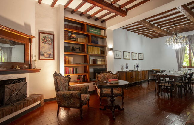 7 bedroom House in Poppi with private pool and garden - Photo 29