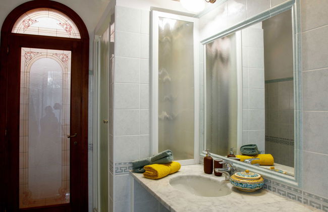 7 bedroom House in Poppi with private pool and garden - Photo 18